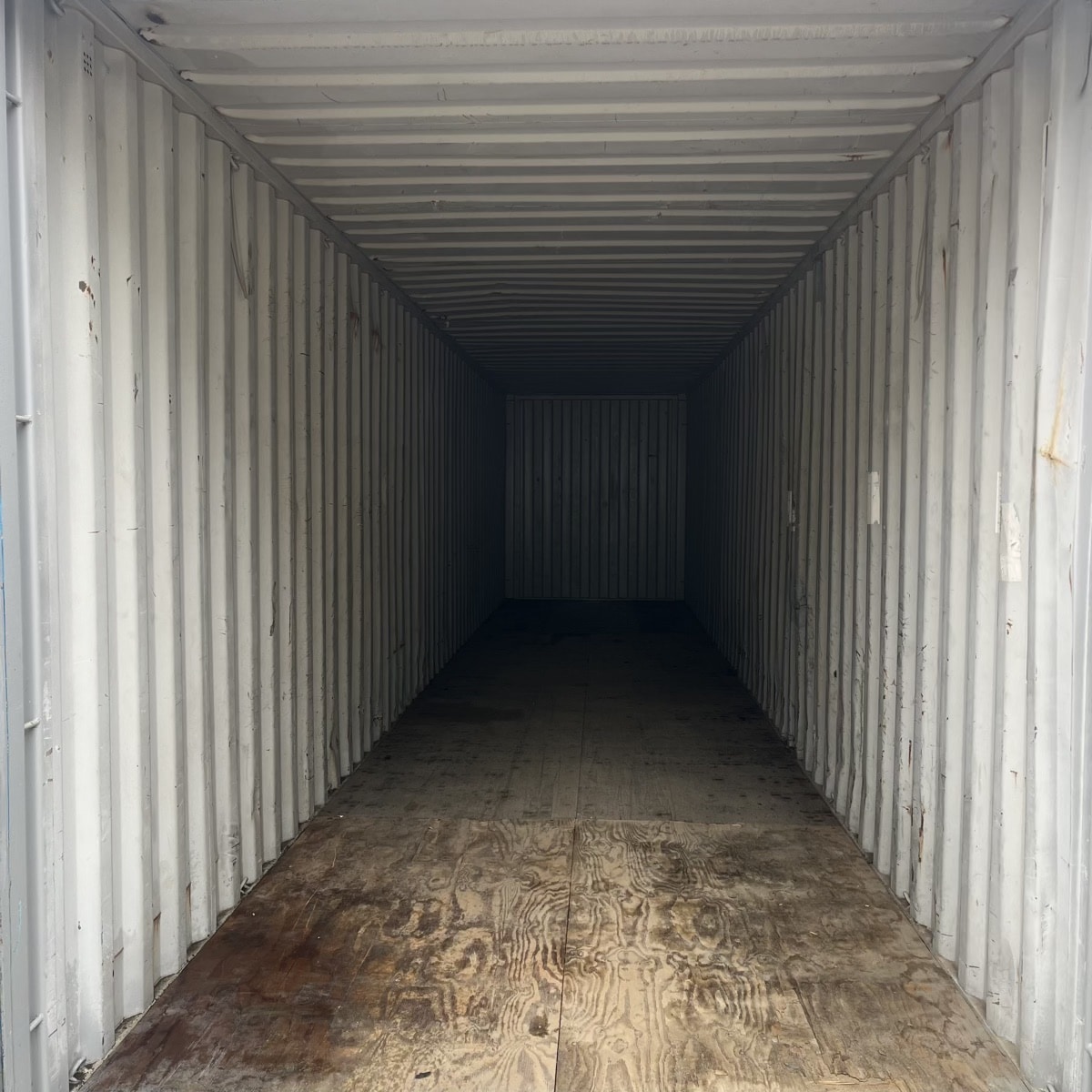 C40-1367 40′ High Cube ($3300)