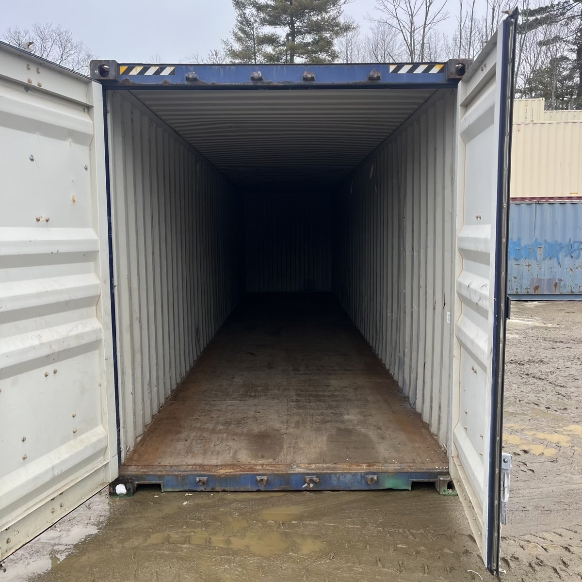 C40-1393 40′ High Cube ($3500)