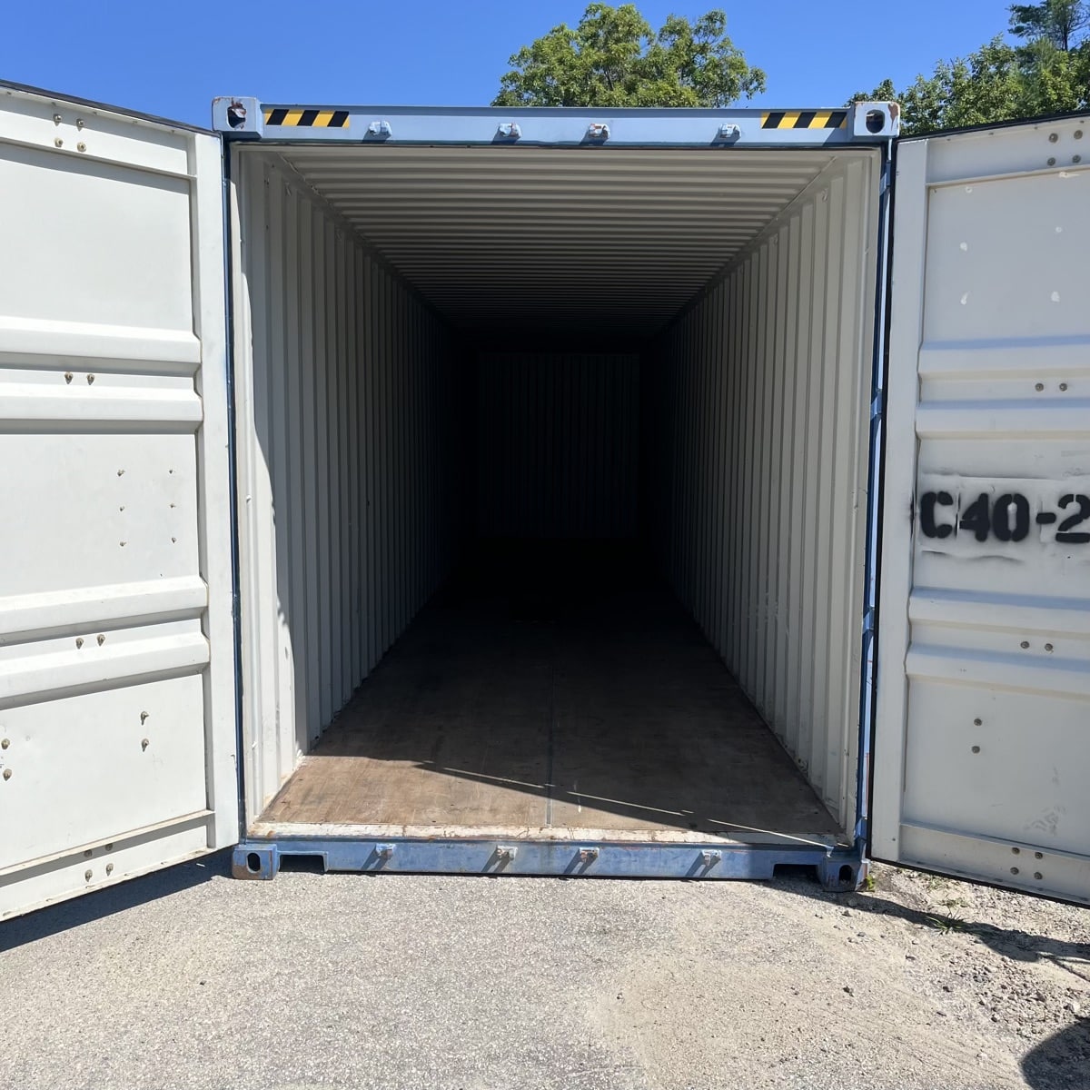 C40-227 40′ High Cube ($3200)