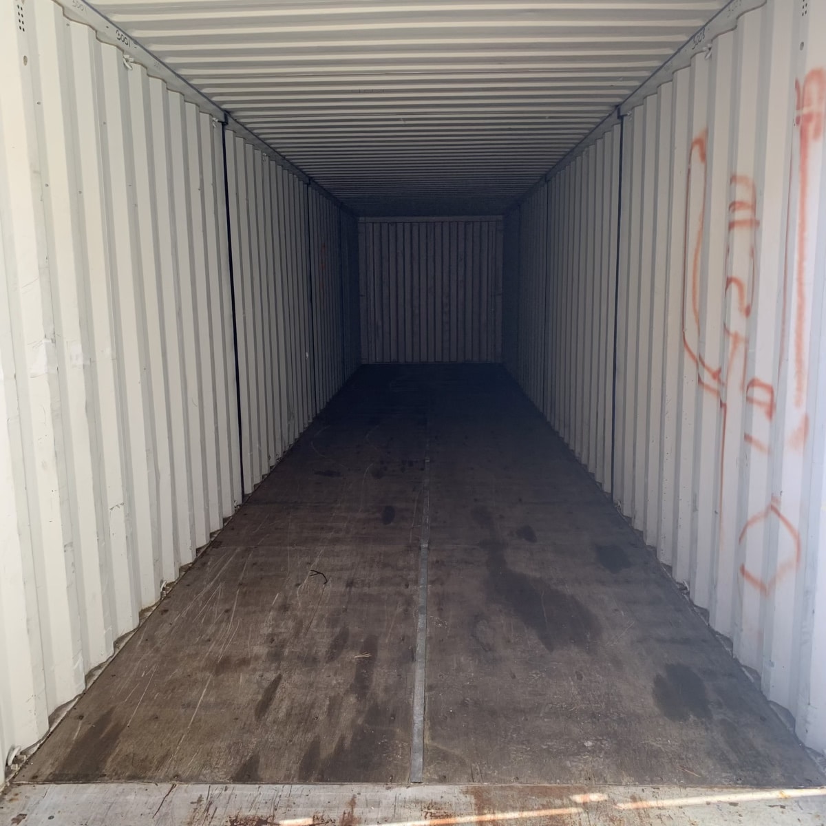 C40-240 40′ Standard ($2700)